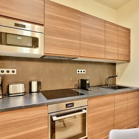 76 - Urban Jardins Du Marais *