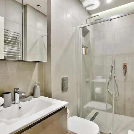 76 - Urban Jardins Du Marais Apartment