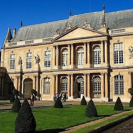 76 - Urban Jardins Du Marais Apartment Paris